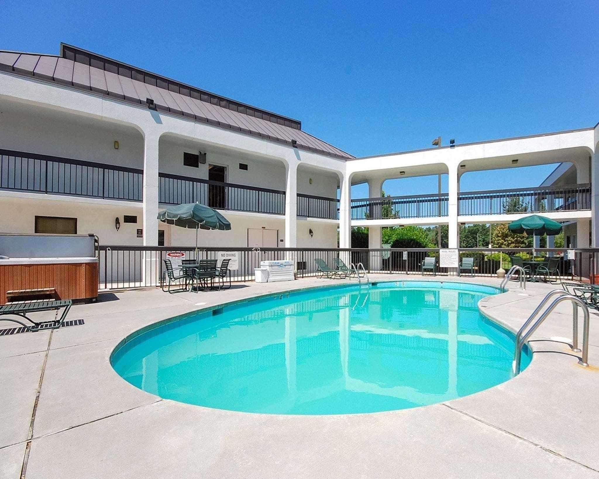 Quality Inn Christiansburg - Blacksburg Εξωτερικό φωτογραφία